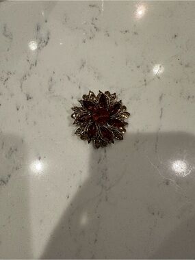 Vintage-Style Floral Amber Crystal Brooch - Women Jewelry